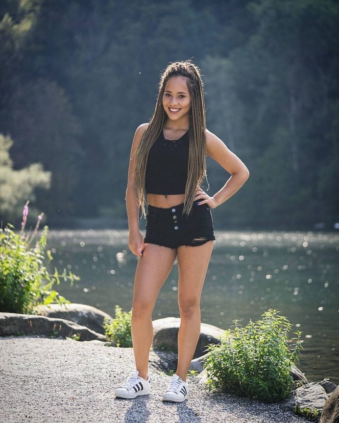 Outdoor Portrait Photography by Andri Laukas