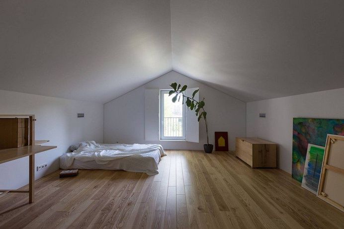 Waterline House: Spectacular Renovation of a Two-Story House in Kharkov, Ukraine 21
