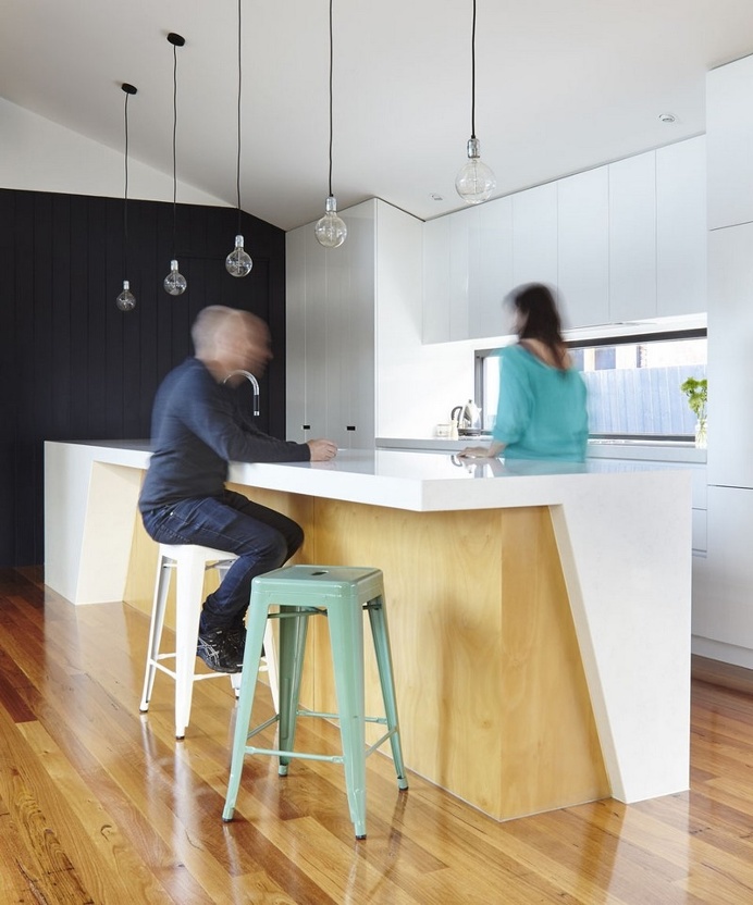 Journey House by Nic Owen Architects