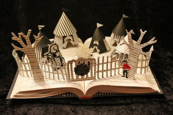 20 Cool Book Sculptures for Inspiration #sculptures #book #art
