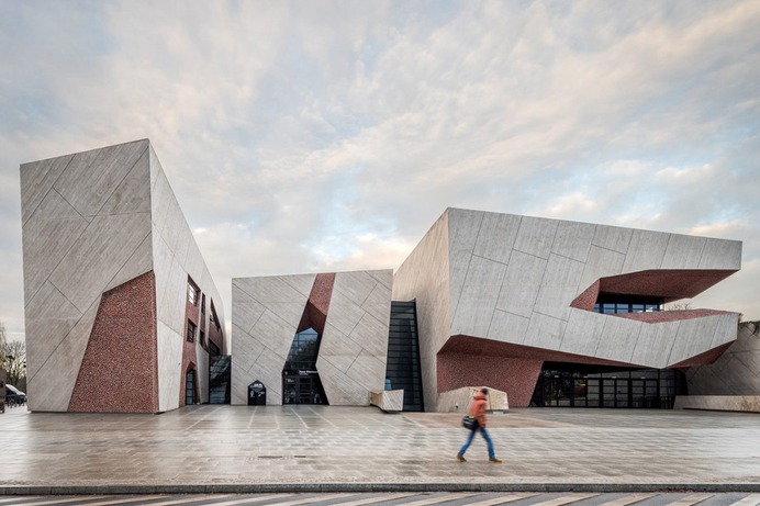 'A rock' &ndash; concert hall in Torun by Fernando Menis