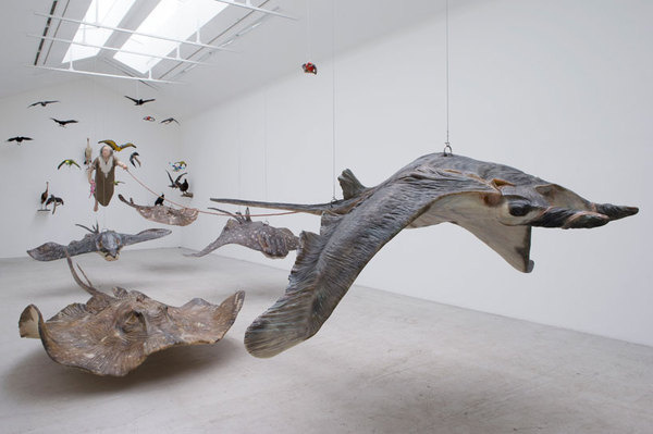 sun yuan + peng yu dear at galerie perrotin designboom 21 #mantaray