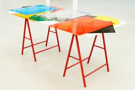 Lise Harlev #exhibition #helvetica #table