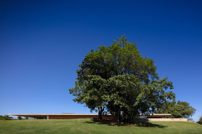 Planar House by Studio MK27 - Marcio Kogan