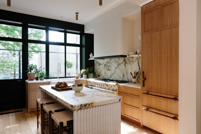 Fort Greene Townhouse by Home Studios