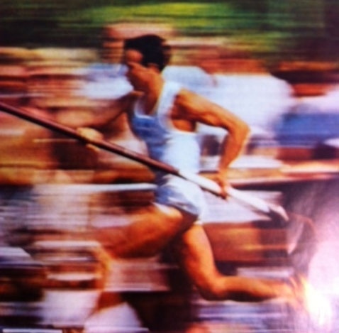 Gebrauchsgraphik #running #gebrauchsgraphik #photography