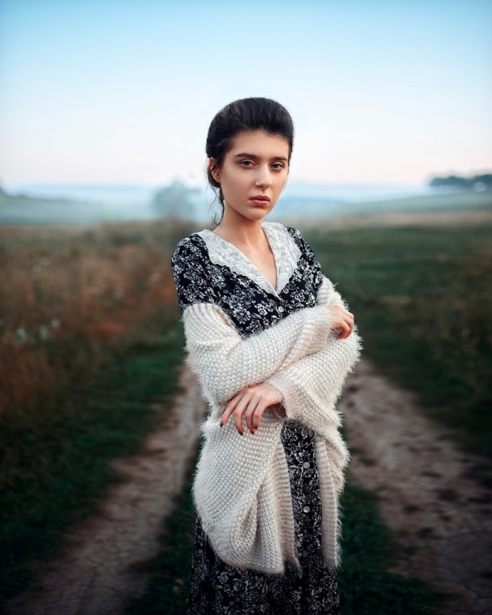 Beauty and Artistic Female Portraits by Maksim Kuzin