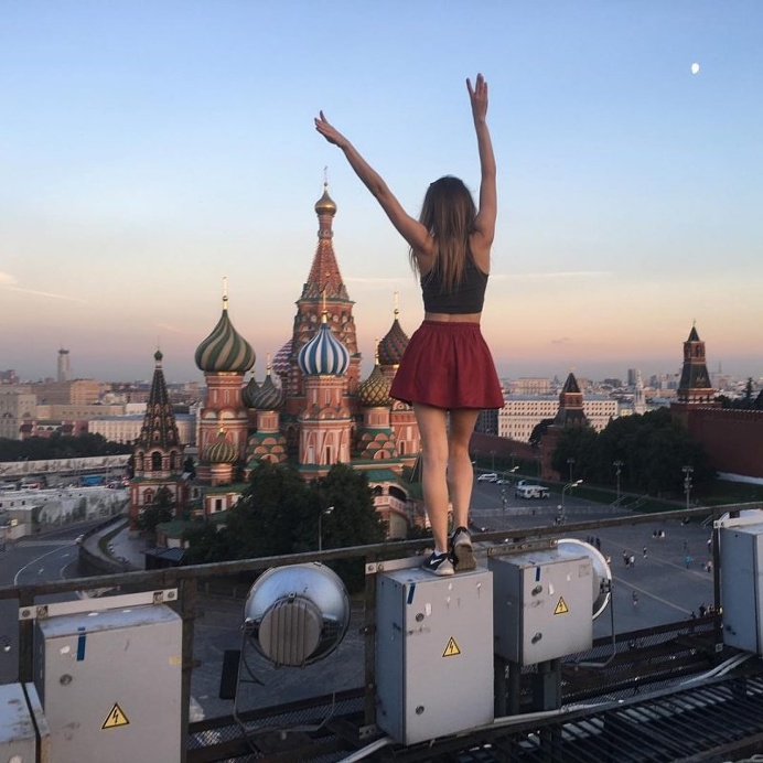 Meet Angela Nikolau, The Russian Girl Who Takes the World's Riskiest Photos