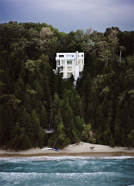 Scott Frances: The Douglas House #architecture #trees