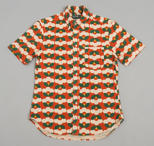 THE HILL SIDE SHORT SLEEVE SHIRT, COTTON/LINEN BLEND GEOMETRIC FLOWER PRINT, ORANGE :: HICKOREE'S #fashion #pattern #plant #shirt
