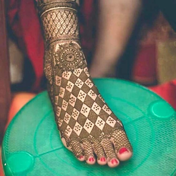 What are the latest bridal Mehndi designs for 2021? - Quora