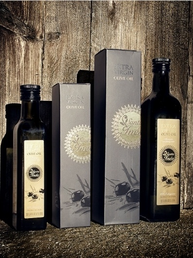 Santa Inés - Estudio Versus | Diseño gráfico, comunicación, campañas publicitarias, identidad corporativa, packaging, editorial, pagina #santa #packaging #ines #olive #oliva #gold #pack #oil