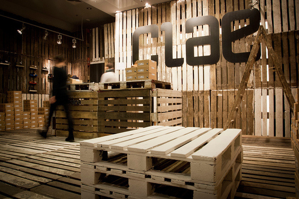 Clae / Mode:lina #crates #footwear