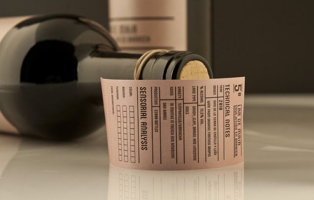 LAR DE MAÍA on Packaging of the World - Creative Package Design Gallery