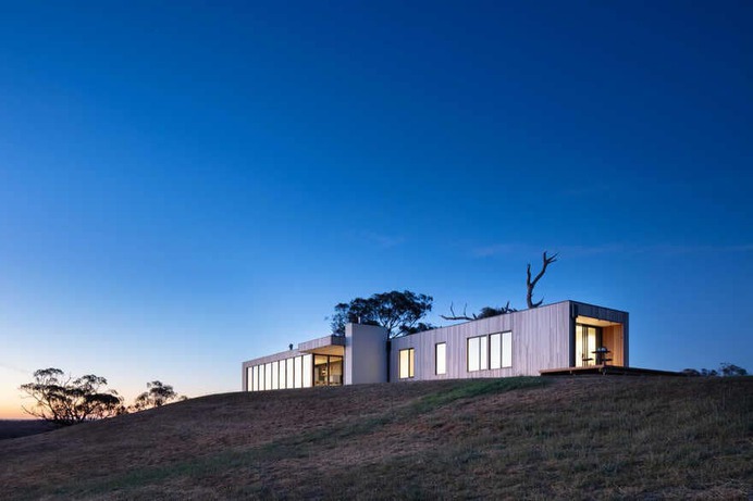 Modular Farmhouse Kangaroobie / Modscape