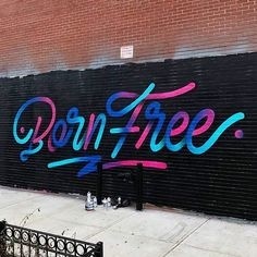 Love the colours of this street art lettering by @itsaliving