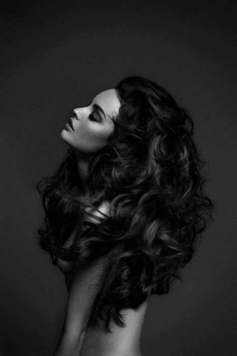 TOKATOKA #model #white #big #volume #black #hair #photography #and #waves