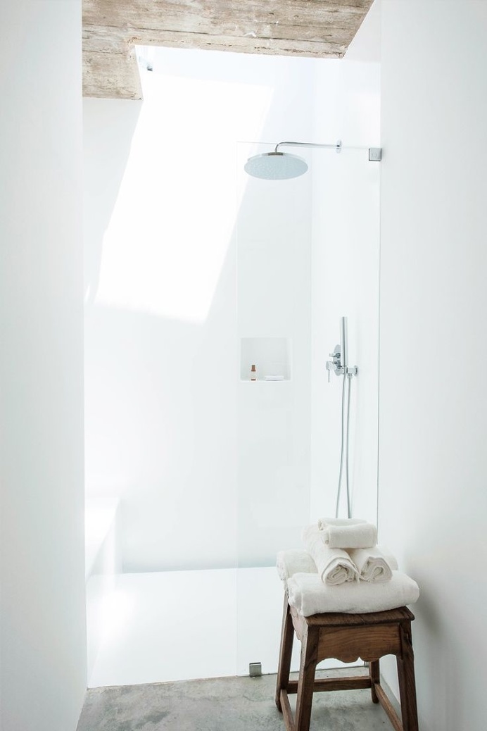 Bathroom @ Pensão Agricola by atelier RUA. #minimalism #bathroom #pensaoagricola #atelierrua