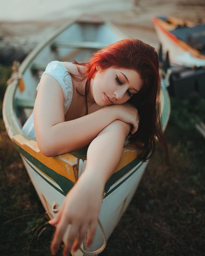 Gorgeous Lifestyle Portrait Photography by Isadora Brigido