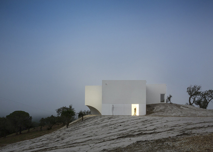 Modern Home | Webinspeer #house #modern #design #structure #home #contemporary #architecture