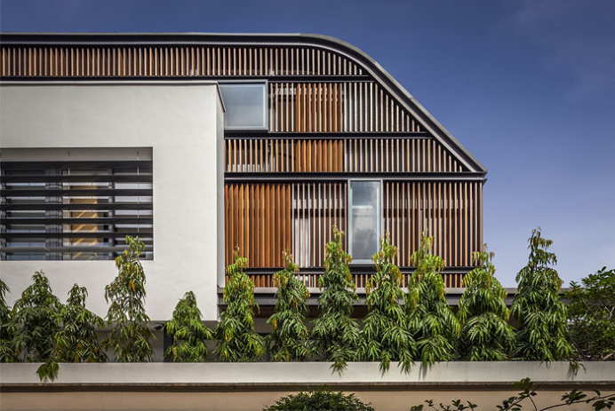 Singapore House With Sunny Roof Terrace - #architecture, #house, #home, home, architecture