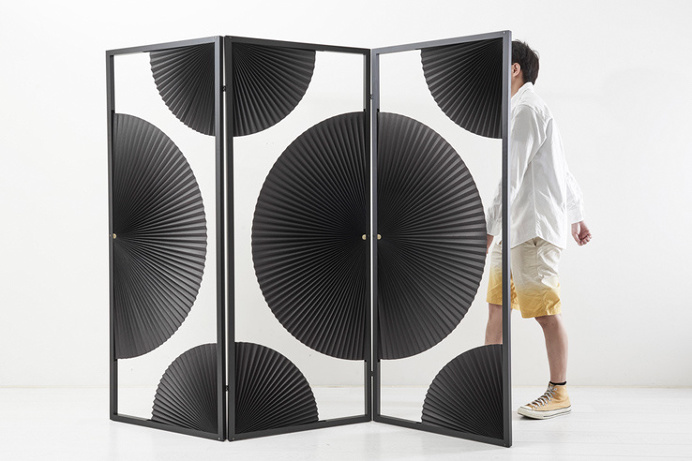 Sleek #contemporary #design and Asian details unite in this adaptable, #versatile and #minimalist room #divider. Separate your living #space