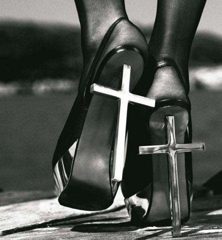 Brief / Relief #christian #shoes