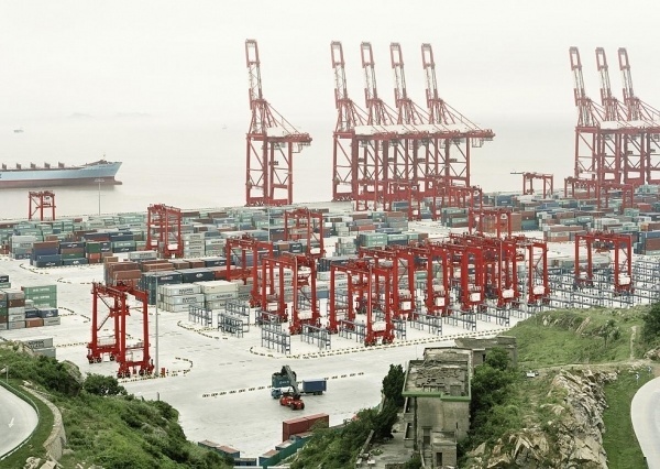 Collate #dock #cranes #harbour