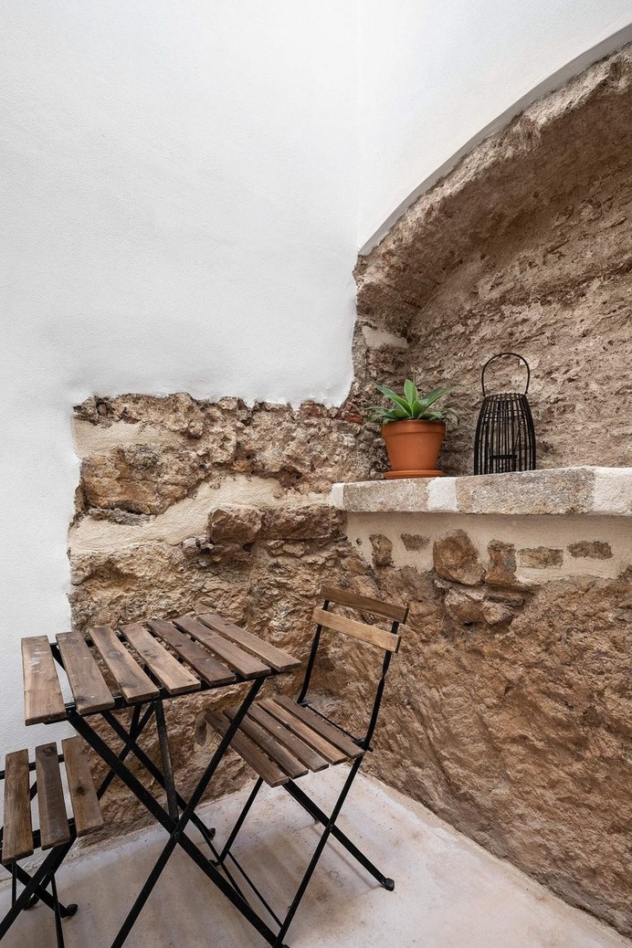 Loureiro House / Cláudia Ascenso and José Pedro Lima