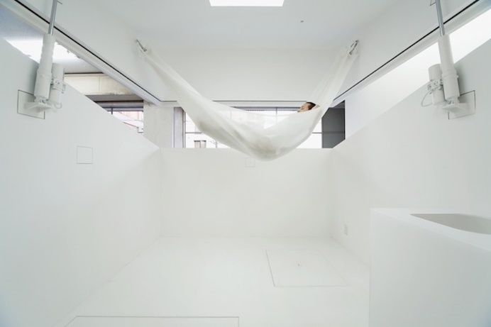 Tiny & Mobile Minimalist Cottage