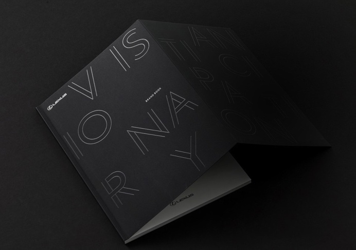 #booklet #dark #spotgloss #type #typeface