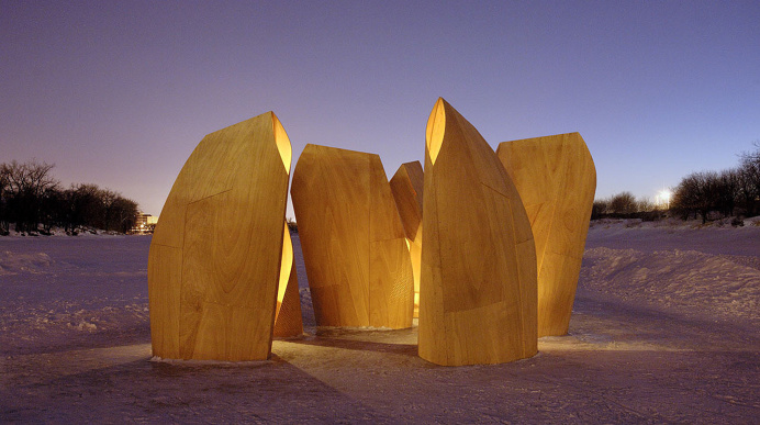 Winnipeg Skating Shelters / Patkau Architects, © James Dow #shelters #pavilions #plywood