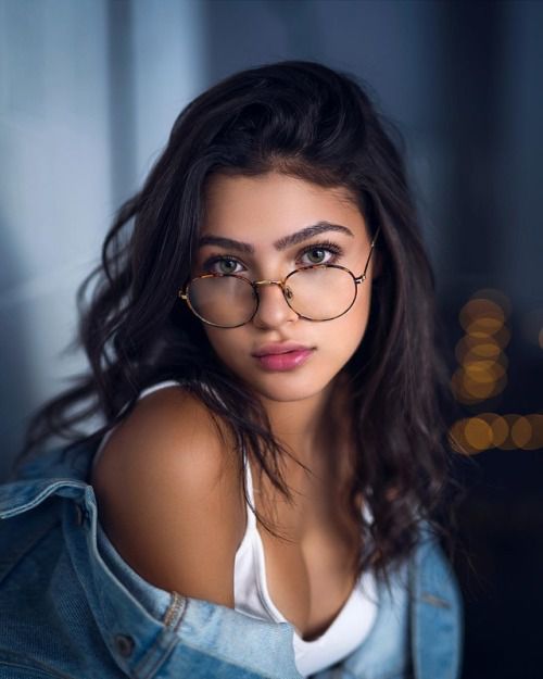Portraitist — Beauty and Lifestyle Female Portrait Photography...