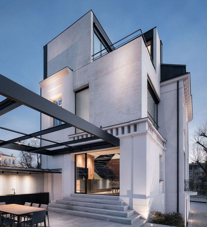 Classic White Concrete House Rebuilt in Stara Zagora, Bulgaria 1