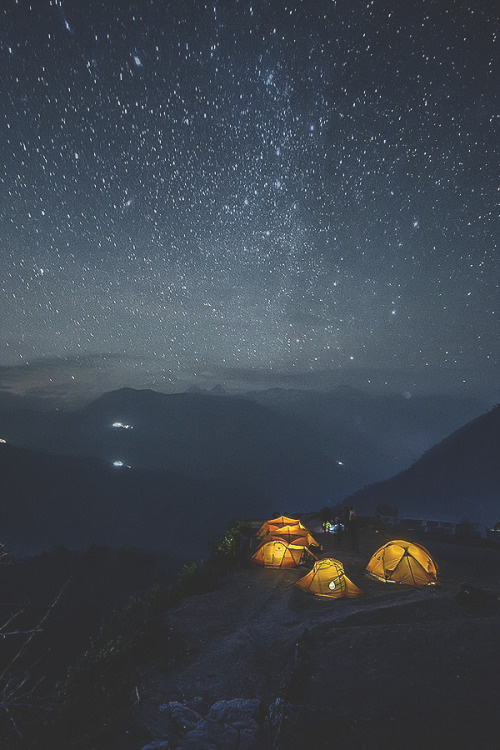 Nepal night star by: Alexander Forik