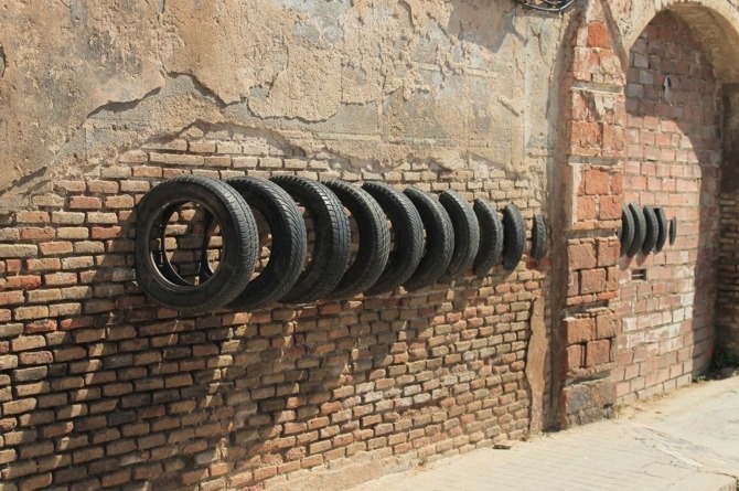 Visual effects 2015. wheels #wheels #urban #visual #effect #black #street #tunel #serra #wheel #minimal #art #octavi #ooss
