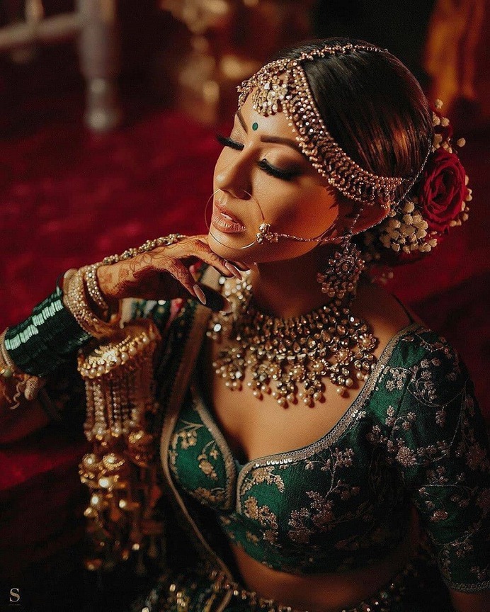 Incredible Bridal Portrait Ideas For Beautiful Brides Of 2020