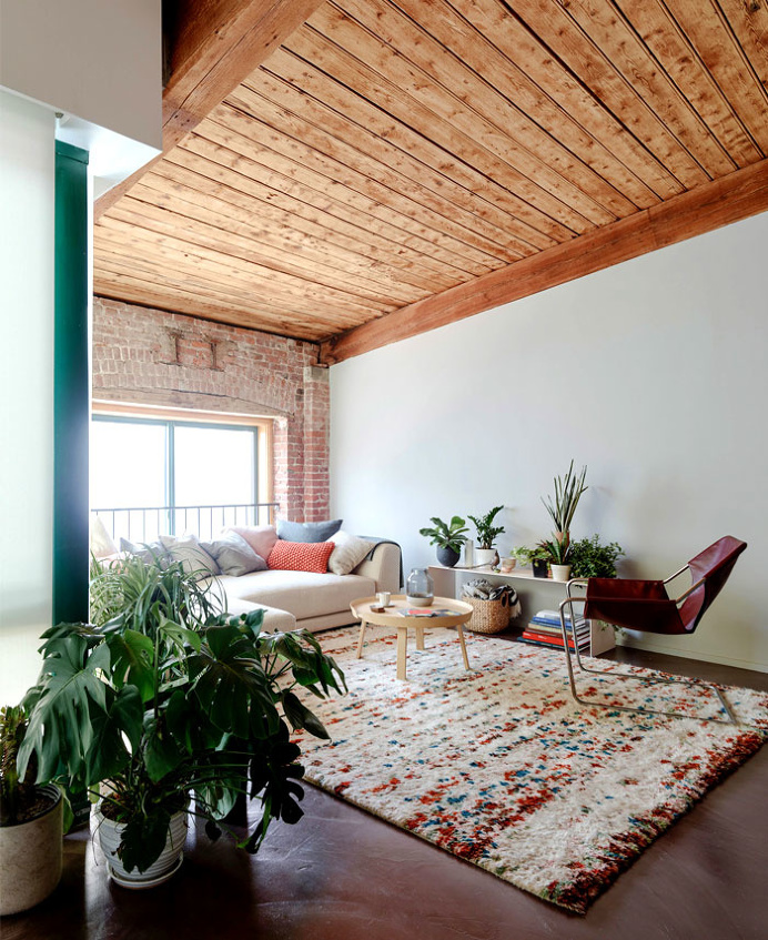 General Assembly Transform Industrial Space into Loft - InteriorZine