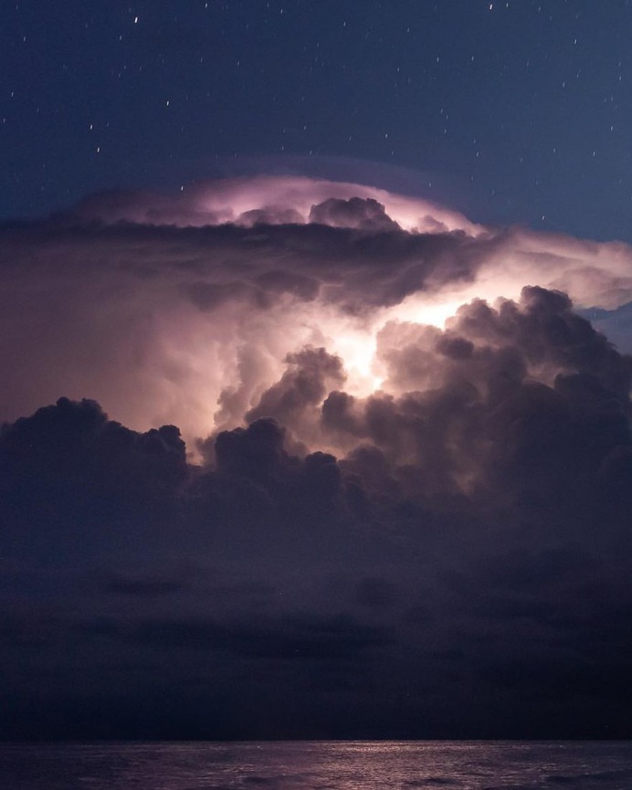 Spectacular Weather and Storm Photography by Jonas Piontek