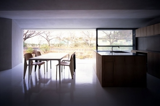 House in Nagoya by SUPPOSE design office | Yatzer™ #ceilings #interiors #architecture #glazing #light
