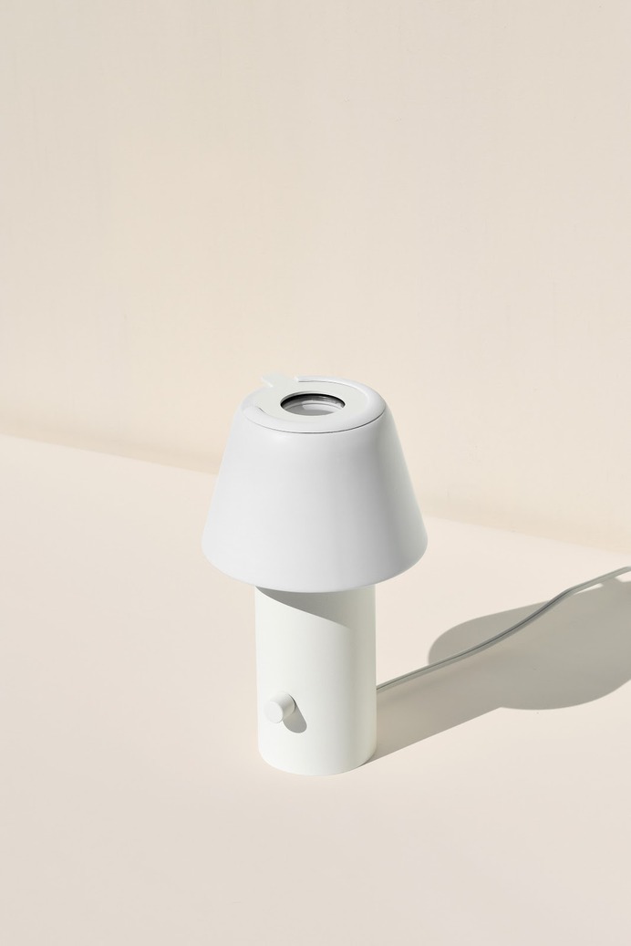 Minimal Iris Table Lamp — minimalgoods