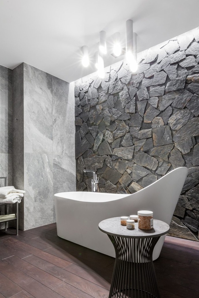 Four-Room Apartment in the Center of Minsk / Interra Studio