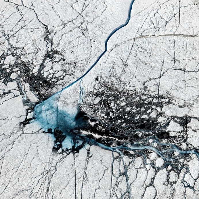 THAW: Timo Lieber Captures The Fragile Beauty of The Melting Arctic Polar Ice Cap