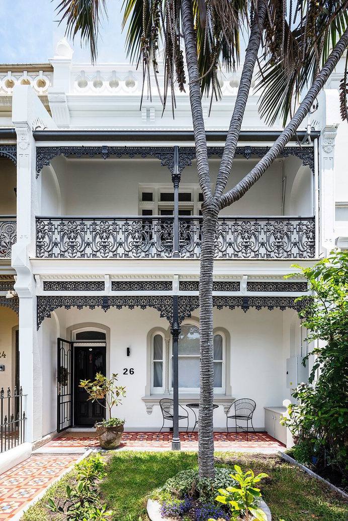 Glebe Red House / Benn & Penna Architects