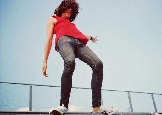 Tamara Lichtenstein | Megamagro #red #rock #balance