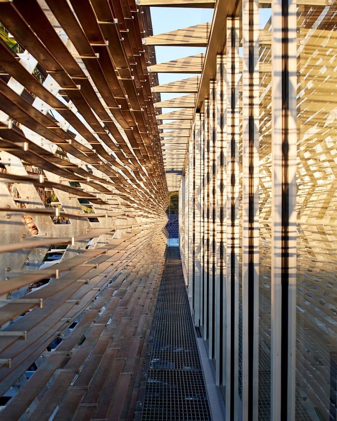 Striking Architecture Photography by Peter Bennetts