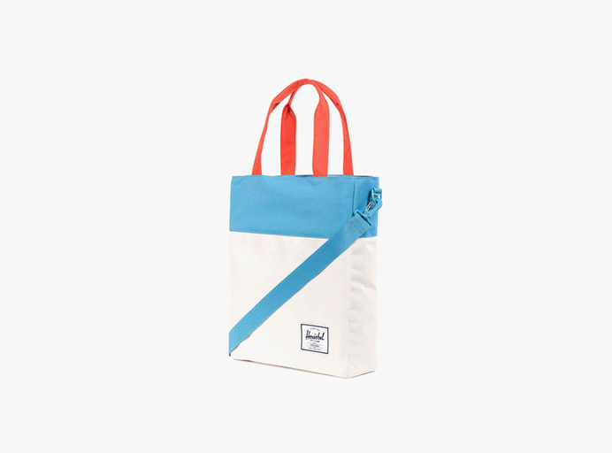 Beautiful example of background, foreground, and accent color choices. #bag #tote