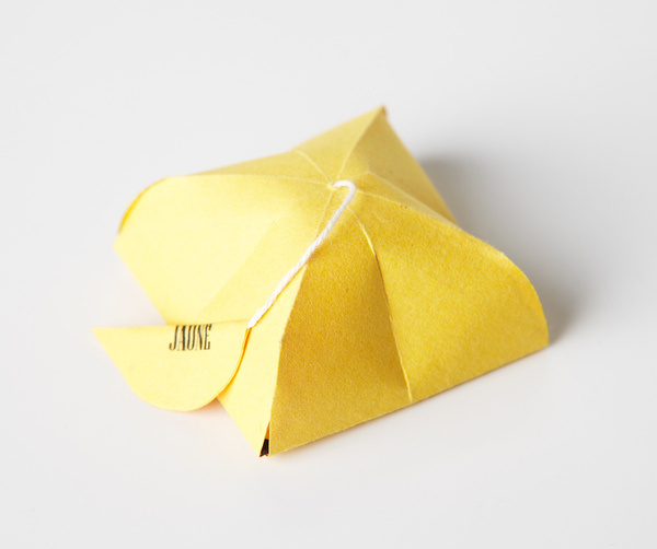 Graphic ExchanGE a selection of graphic projects #packaging #yellow #tea