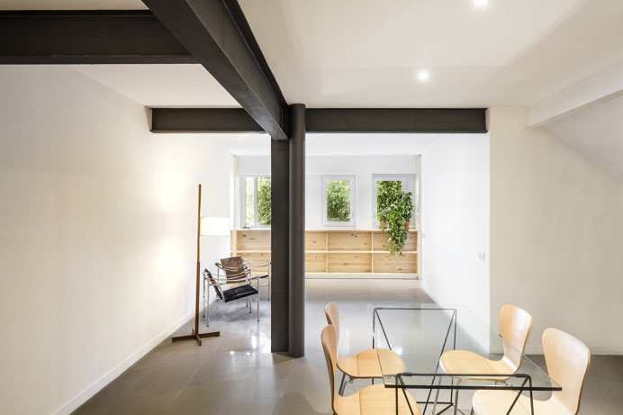Bonanova Apartment by PMAM