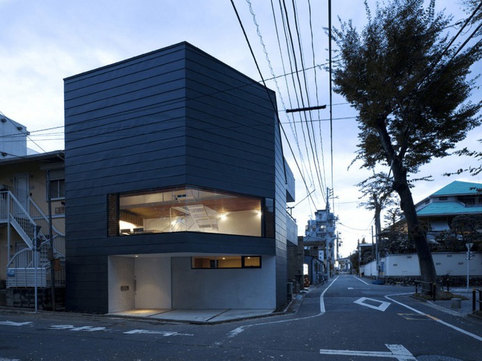 Suppose Design Office: House in Sakuragawa